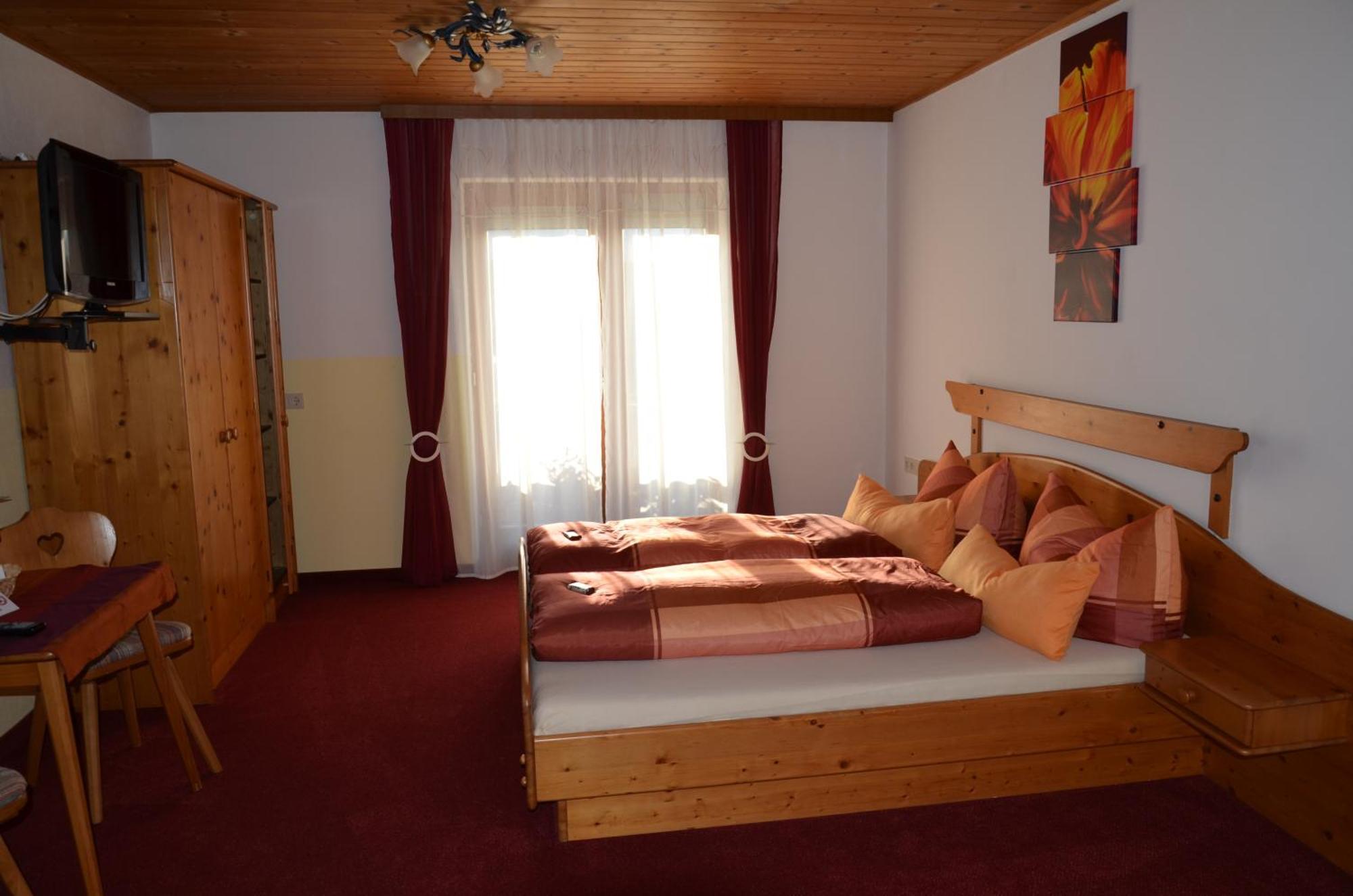 Haus Sennweg Apartment